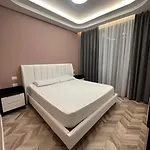 Villa Cd Golem (Tirana)